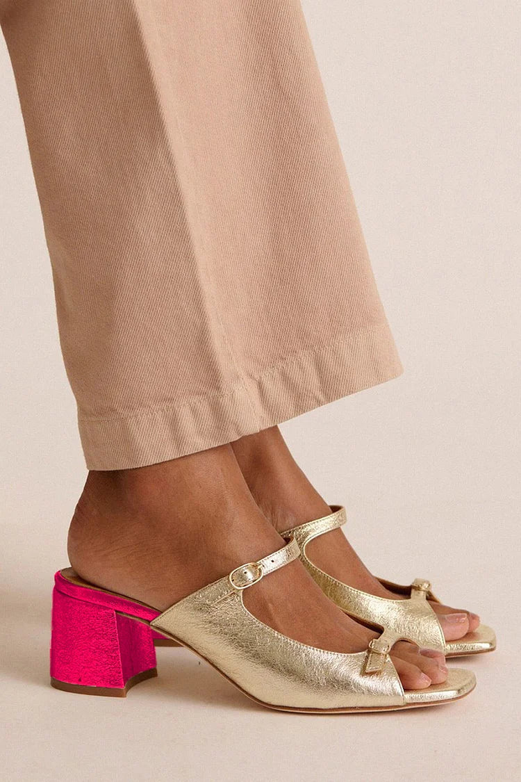 Tacones gruesos Alessia Madrid con tira trasera y puntera en bloques, calzado elegante para mujer.