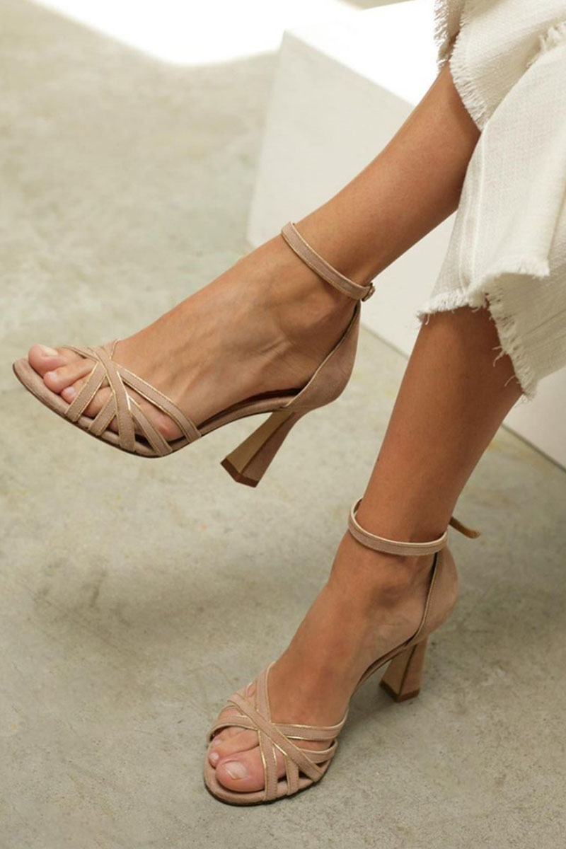 Sandalias de patchwork La Scintilla Firenze con punta redonda y tacón fino, diseño elegante y colorido, calzado para mujer.