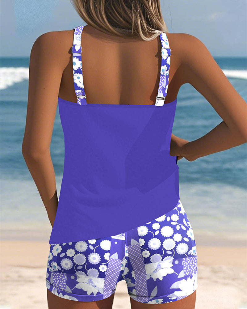 Bañador de dos piezas Sabrina Alessia Madrid con corte cómodo y diseño floral, ideal para verano y playa.