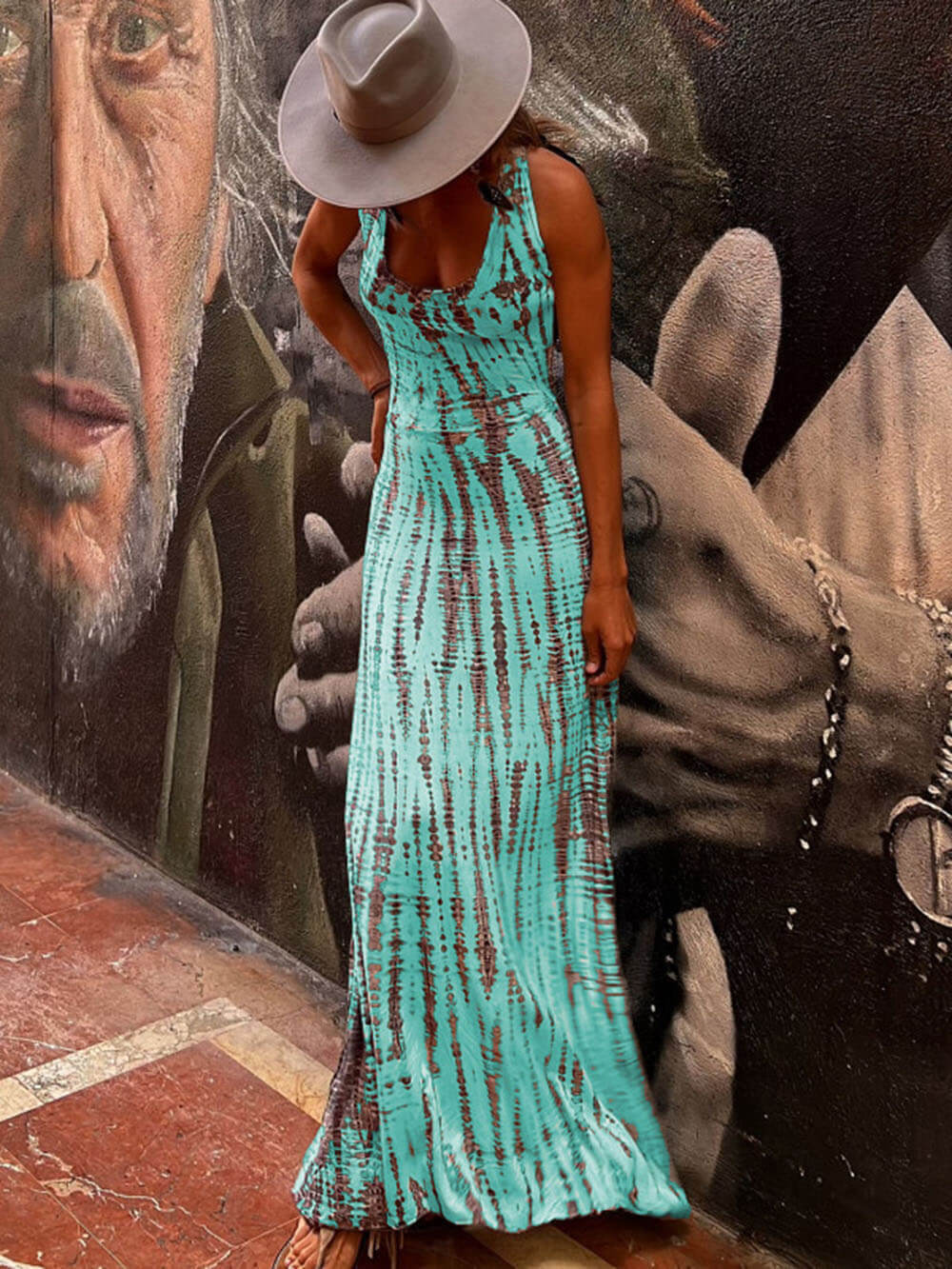 Vestido largo elástico con cordones y espalda con estampado
