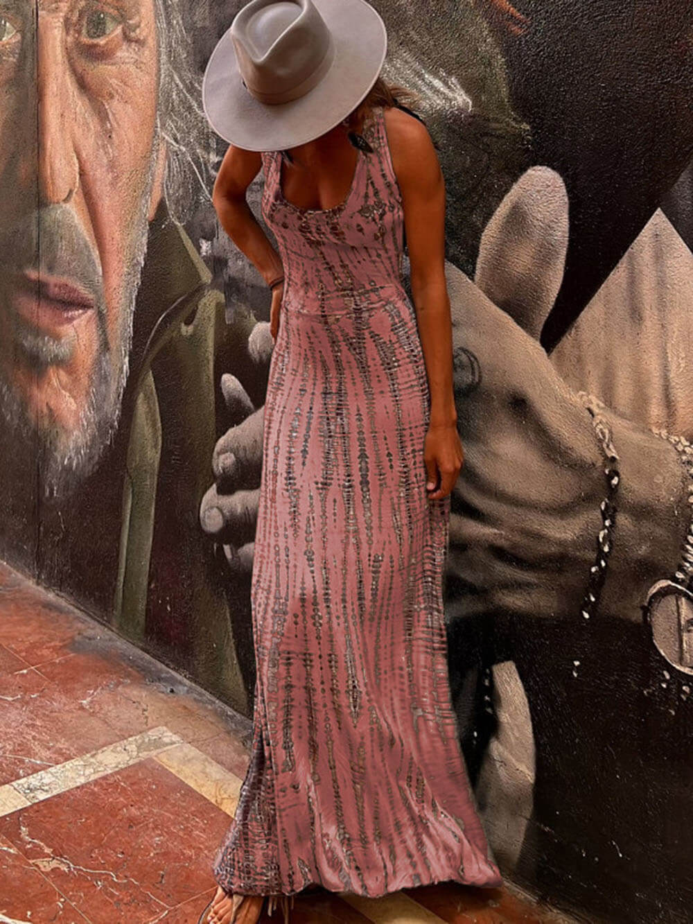 Vestido largo elástico con cordones y espalda con estampado