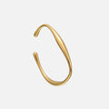 Pulsera Lysa de Alessia Madrid con diseño elegante y detalles delicados, perfecta para complementar cualquier estilo.