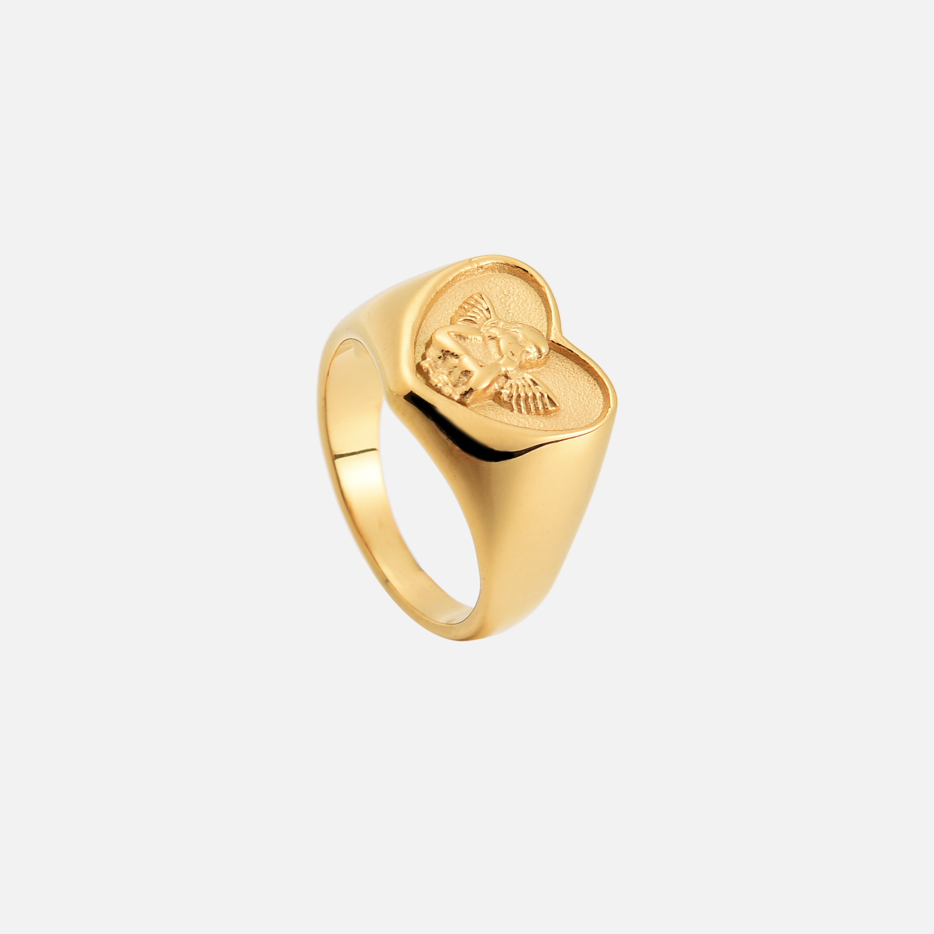 Anillo de ángel en forma de corazón de la marca Alessia Madrid, con detalles delicados y diseño elegante.
