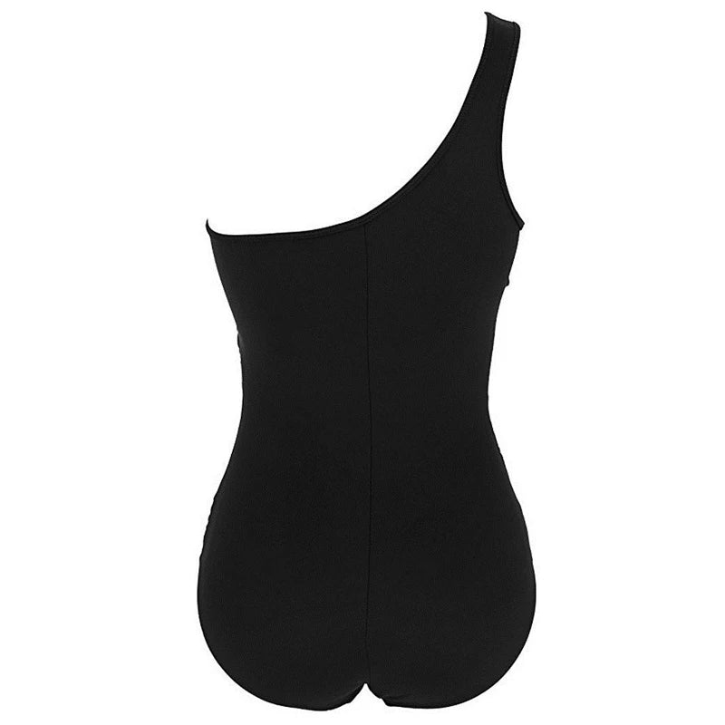 Bañador de un solo tirante Alessia Madrid Nayla en tallas cómodas, en color negro con diseño ajustado y detalles elegantes.