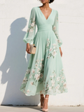 Vestido midi verde claro Aurora de Alessia Madrid, con diseño elegante y tela suave, mostrado en la imagen.