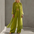 Conjunto elegante y cómodo Elvira de Alessia Madrid, modelo con diseño sofisticado y tejido suave, en imagen frontal.