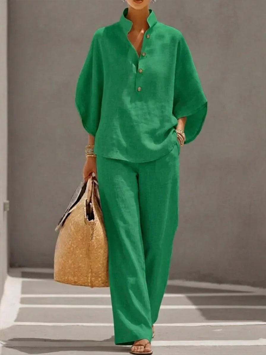 Conjunto de lino Alessia Madrid con mangas murciélago y pantalón ancho, ropa cómoda y elegante para mujer.